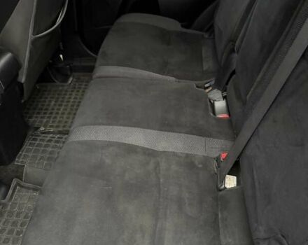 Серый Мицубиси Аутлендер, объемом двигателя 2 л и пробегом 260 тыс. км за 8400 $, фото 12 на Automoto.ua