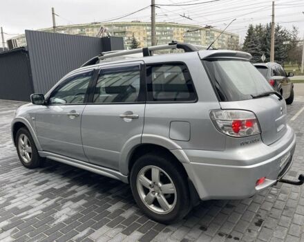 Серый Мицубиси Аутлендер, объемом двигателя 0 л и пробегом 280 тыс. км за 5800 $, фото 4 на Automoto.ua