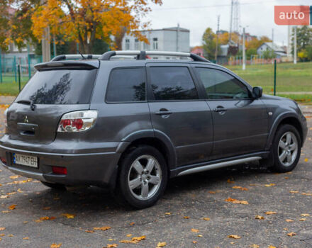 Міцубісі Аутлендер 2007 у Харкові на Automoto.ua Сірий Міцубісі Аутлендер, об'ємом двигуна 2.38 л та пробігом 283 тис. км за 6000 $, фото 5 на Automoto.ua