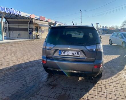 Сірий Міцубісі Аутлендер, об'ємом двигуна 2 л та пробігом 410 тис. км за 4600 $, фото 3 на Automoto.ua