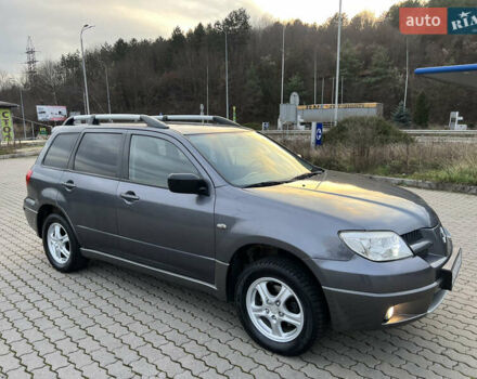 Сірий Міцубісі Аутлендер, об'ємом двигуна 2 л та пробігом 192 тис. км за 6400 $, фото 28 на Automoto.ua