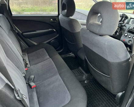 Сірий Міцубісі Аутлендер, об'ємом двигуна 2 л та пробігом 192 тис. км за 6400 $, фото 41 на Automoto.ua