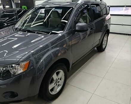 Сірий Міцубісі Аутлендер, об'ємом двигуна 2.36 л та пробігом 214 тис. км за 8500 $, фото 2 на Automoto.ua