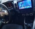 Міцубісі Аутлендер 2007 у Косове на Automoto.ua Сірий Міцубісі Аутлендер, об'ємом двигуна 2 л та пробігом 320 тис. км за 7500 $, фото 31 на Automoto.ua