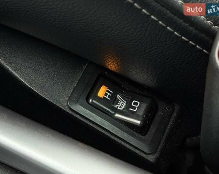 Сірий Міцубісі Аутлендер, об'ємом двигуна 3 л та пробігом 195 тис. км за 9999 $, фото 26 на Automoto.ua