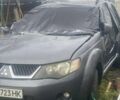 Серый Мицубиси Аутлендер, объемом двигателя 1.97 л и пробегом 250 тыс. км за 4000 $, фото 1 на Automoto.ua