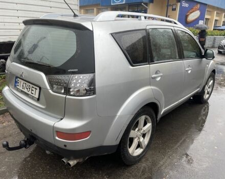 Серый Мицубиси Аутлендер, объемом двигателя 0 л и пробегом 319 тыс. км за 6900 $, фото 1 на Automoto.ua