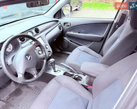 Серый Мицубиси Аутлендер, объемом двигателя 2.4 л и пробегом 240 тыс. км за 6900 $, фото 40 на Automoto.ua