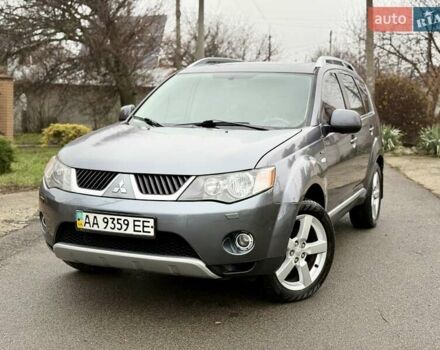 Сірий Міцубісі Аутлендер, об'ємом двигуна 3 л та пробігом 227 тис. км за 8900 $, фото 1 на Automoto.ua
