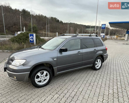 Сірий Міцубісі Аутлендер, об'ємом двигуна 2 л та пробігом 192 тис. км за 6400 $, фото 12 на Automoto.ua