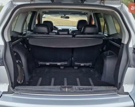 Серый Мицубиси Аутлендер, объемом двигателя 3 л и пробегом 197 тыс. км за 9500 $, фото 32 на Automoto.ua