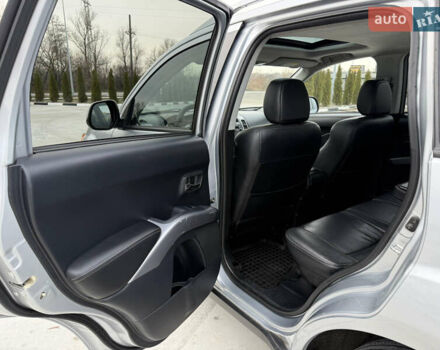 Серый Мицубиси Аутлендер, объемом двигателя 2 л и пробегом 299 тыс. км за 7750 $, фото 33 на Automoto.ua