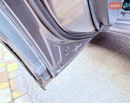 Серый Мицубиси Аутлендер, объемом двигателя 2.4 л и пробегом 240 тыс. км за 6900 $, фото 46 на Automoto.ua