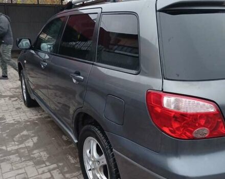 Сірий Міцубісі Аутлендер, об'ємом двигуна 2 л та пробігом 191 тис. км за 6500 $, фото 4 на Automoto.ua