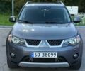 Сірий Міцубісі Аутлендер, об'ємом двигуна 2 л та пробігом 270 тис. км за 4600 $, фото 1 на Automoto.ua