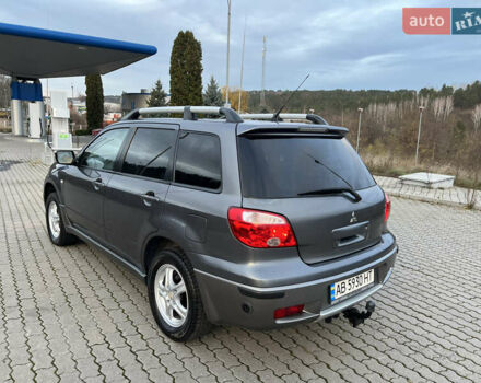 Сірий Міцубісі Аутлендер, об'ємом двигуна 2 л та пробігом 192 тис. км за 6400 $, фото 27 на Automoto.ua