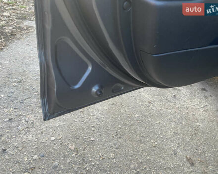 Серый Мицубиси Аутлендер, объемом двигателя 1.97 л и пробегом 257 тыс. км за 9000 $, фото 19 на Automoto.ua