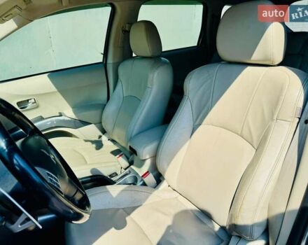 Серый Мицубиси Аутлендер, объемом двигателя 3 л и пробегом 188 тыс. км за 10000 $, фото 21 на Automoto.ua