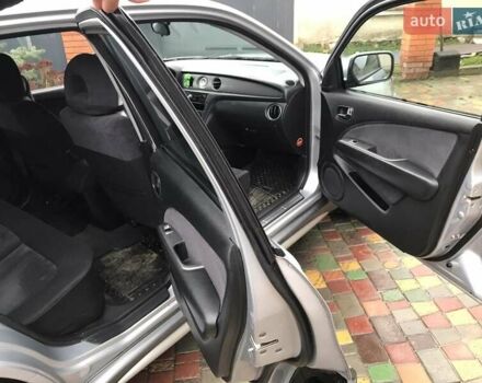 Сірий Міцубісі Аутлендер, об'ємом двигуна 2.4 л та пробігом 167 тис. км за 6400 $, фото 7 на Automoto.ua