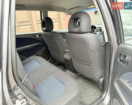 Серый Мицубиси Аутлендер, объемом двигателя 2.4 л и пробегом 240 тыс. км за 6900 $, фото 20 на Automoto.ua