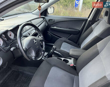 Серый Мицубиси Аутлендер, объемом двигателя 2 л и пробегом 196 тыс. км за 6450 $, фото 9 на Automoto.ua