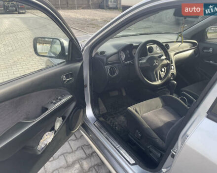 Сірий Міцубісі Аутлендер, об'ємом двигуна 2.4 л та пробігом 166 тис. км за 6700 $, фото 11 на Automoto.ua