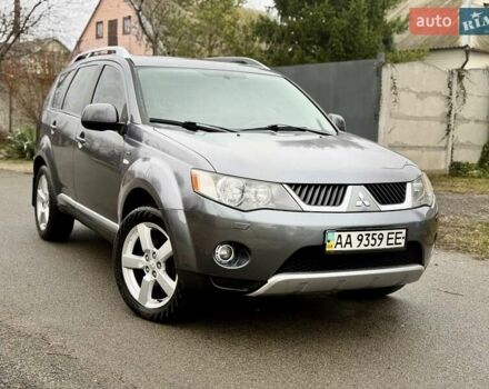 Сірий Міцубісі Аутлендер, об'ємом двигуна 3 л та пробігом 227 тис. км за 8900 $, фото 18 на Automoto.ua