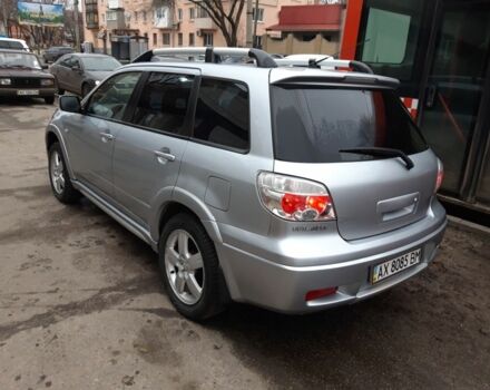 Сірий Міцубісі Аутлендер, об'ємом двигуна 2.4 л та пробігом 190 тис. км за 6000 $, фото 1 на Automoto.ua