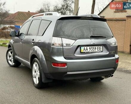 Сірий Міцубісі Аутлендер, об'ємом двигуна 3 л та пробігом 227 тис. км за 8900 $, фото 7 на Automoto.ua