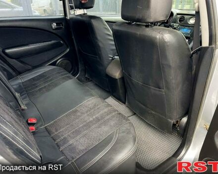 Серый Мицубиси Аутлендер, объемом двигателя 2.4 л и пробегом 280 тыс. км за 5800 $, фото 10 на Automoto.ua