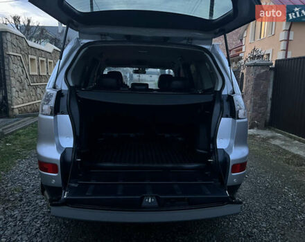 Серый Мицубиси Аутлендер, объемом двигателя 2.4 л и пробегом 236 тыс. км за 7600 $, фото 24 на Automoto.ua