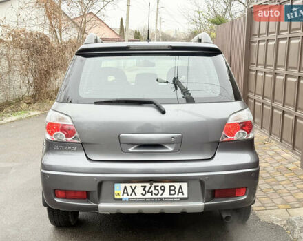 Серый Мицубиси Аутлендер, объемом двигателя 2.4 л и пробегом 240 тыс. км за 6900 $, фото 9 на Automoto.ua