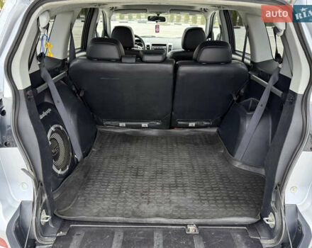 Серый Мицубиси Аутлендер, объемом двигателя 2 л и пробегом 299 тыс. км за 7750 $, фото 36 на Automoto.ua