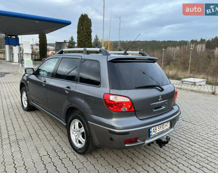 Серый Мицубиси Аутлендер, объемом двигателя 2 л и пробегом 196 тыс. км за 6450 $, фото 16 на Automoto.ua