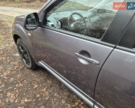 Сірий Міцубісі Аутлендер, об'ємом двигуна 3 л та пробігом 299 тис. км за 9000 $, фото 11 на Automoto.ua