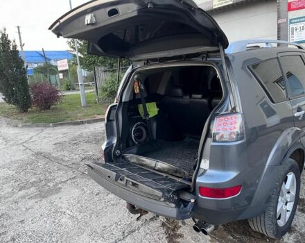 Міцубісі Аутлендер 2007 у Петропавловке на Automoto.ua Сірий Міцубісі Аутлендер, об'ємом двигуна 2 л та пробігом 320 тис. км за 4700 $, фото 5 на Automoto.ua