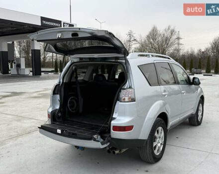 Серый Мицубиси Аутлендер, объемом двигателя 2 л и пробегом 299 тыс. км за 7750 $, фото 35 на Automoto.ua