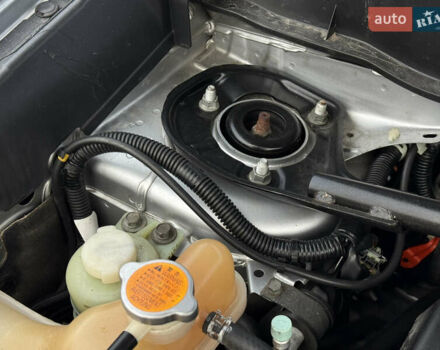 Серый Мицубиси Аутлендер, объемом двигателя 2 л и пробегом 299 тыс. км за 7750 $, фото 46 на Automoto.ua