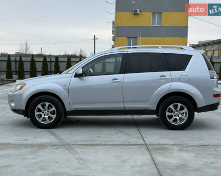 Серый Мицубиси Аутлендер, объемом двигателя 2 л и пробегом 299 тыс. км за 7750 $, фото 9 на Automoto.ua