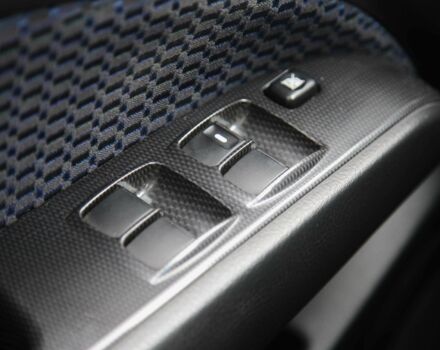 Серый Мицубиси Аутлендер, объемом двигателя 2.4 л и пробегом 240 тыс. км за 7200 $, фото 22 на Automoto.ua