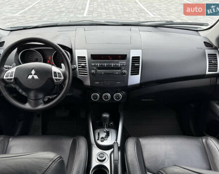 Міцубісі Аутлендер 2007 у Вінниці на Automoto.ua Сірий Міцубісі Аутлендер, об'ємом двигуна 2.4 л та пробігом 126 тис. км за 10500 $, фото 38 на Automoto.ua