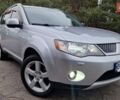 Серый Мицубиси Аутлендер, объемом двигателя 3 л и пробегом 197 тыс. км за 9500 $, фото 7 на Automoto.ua