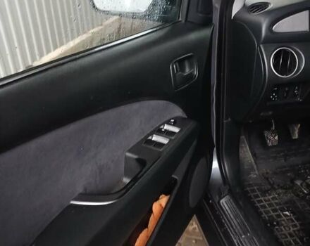 Сірий Міцубісі Аутлендер, об'ємом двигуна 2 л та пробігом 191 тис. км за 6500 $, фото 10 на Automoto.ua