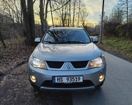 Сірий Міцубісі Аутлендер, об'ємом двигуна 0 л та пробігом 320 тис. км за 4049 $, фото 1 на Automoto.ua