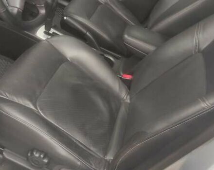 Сірий Міцубісі Аутлендер, об'ємом двигуна 2.38 л та пробігом 200 тис. км за 6550 $, фото 5 на Automoto.ua