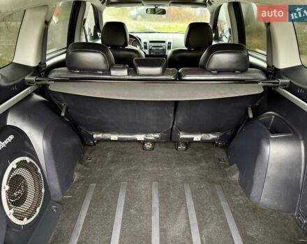 Сірий Міцубісі Аутлендер, об'ємом двигуна 3 л та пробігом 227 тис. км за 8900 $, фото 27 на Automoto.ua