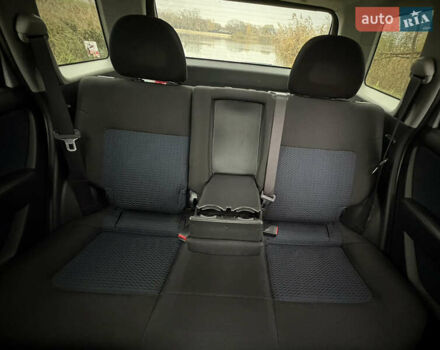 Серый Мицубиси Аутлендер, объемом двигателя 2.38 л и пробегом 238 тыс. км за 7450 $, фото 29 на Automoto.ua