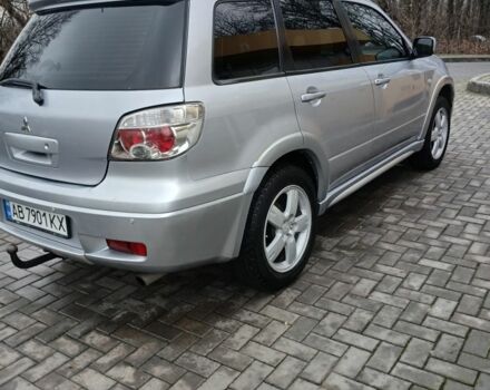 Серый Мицубиси Аутлендер, объемом двигателя 2.4 л и пробегом 300 тыс. км за 5900 $, фото 3 на Automoto.ua