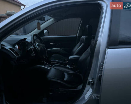 Серый Мицубиси Аутлендер, объемом двигателя 2.4 л и пробегом 236 тыс. км за 7600 $, фото 35 на Automoto.ua