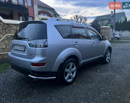 Серый Мицубиси Аутлендер, объемом двигателя 2.4 л и пробегом 236 тыс. км за 7600 $, фото 6 на Automoto.ua